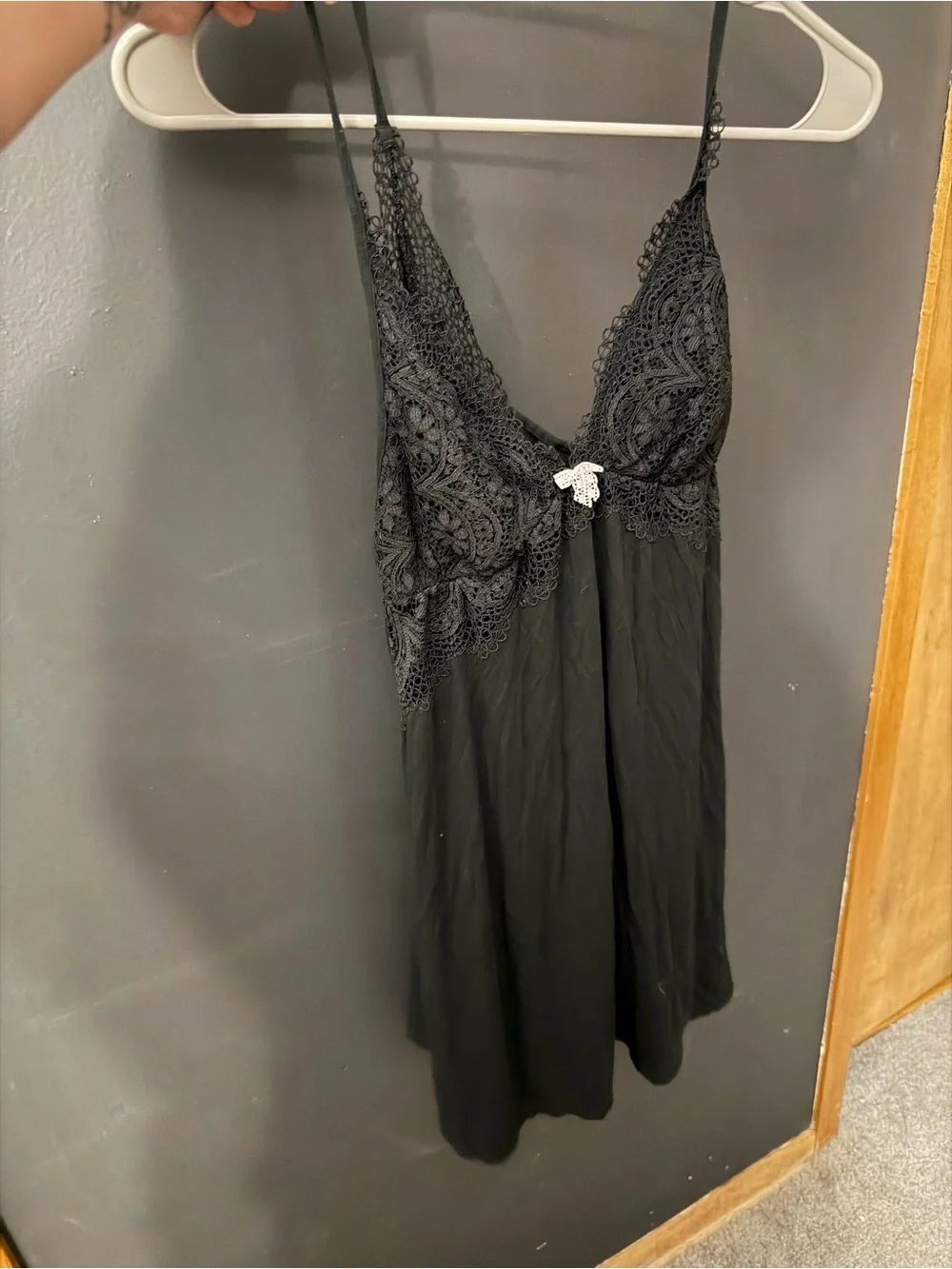 Victoria Secret Black Lace Nightgown Dress Size Medium Black adjustable strap - Picture 5 of 7